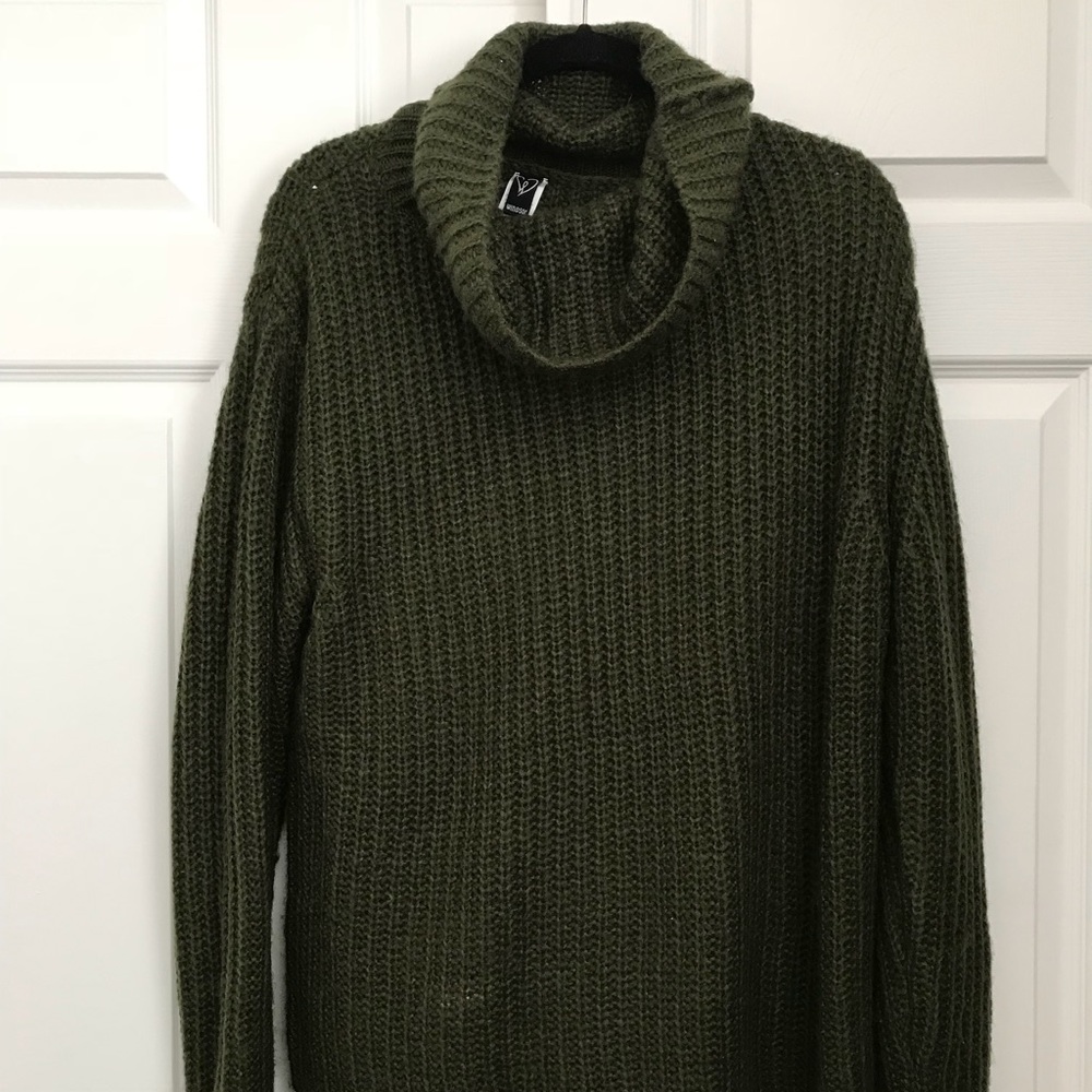 Windsor knit sweater